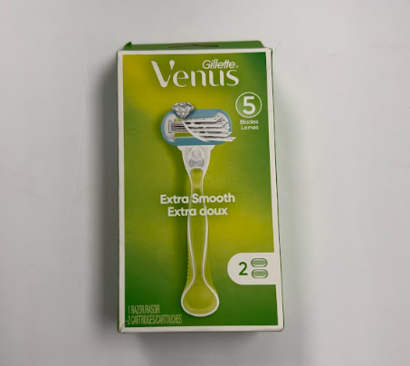 Gillette Venus Extra Smooth women's razor starter kit