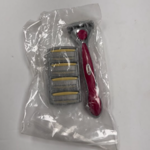 Schick Quattro for Women refillable razor